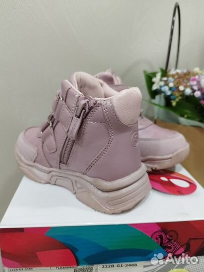 Ботинки демисезонные для девочки 24 размер