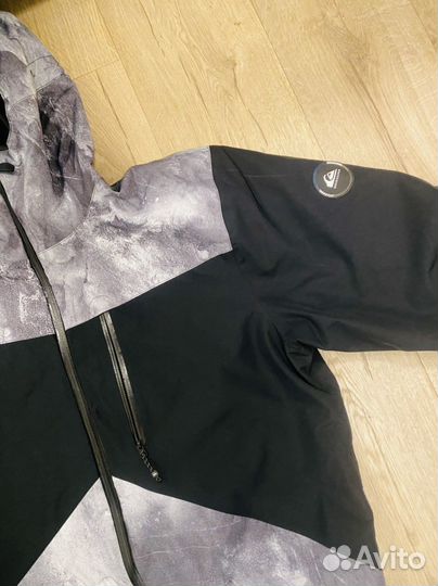 Горнолыжные комбинезон Quiksilver