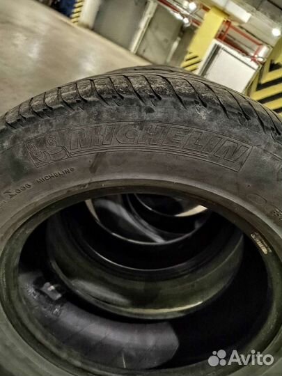 Michelin Latitude Diamaris 215/65 R16 98H
