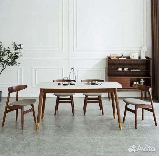 Кухонный стол