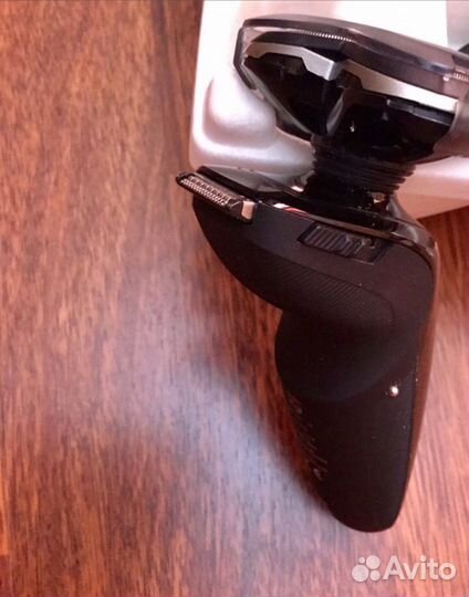 Роторная электробритва Philips RQ1250