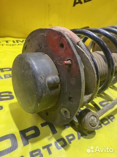 Предняя правая стойка Peugeot 206