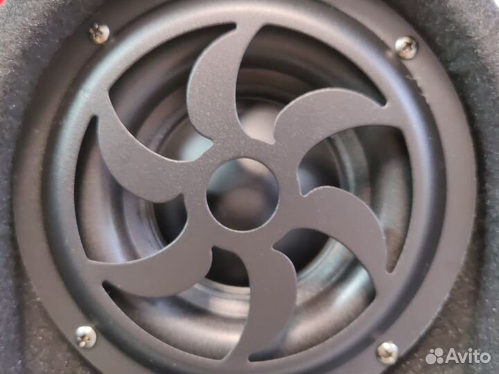 Сабвуфер активный автомобильный DV-Pioneer