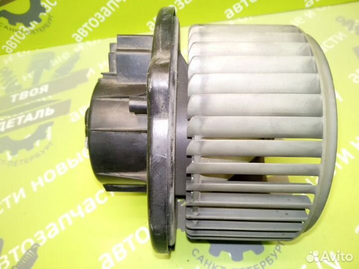 Моторчик печки Mitsubishi Galant 8 Usa америка