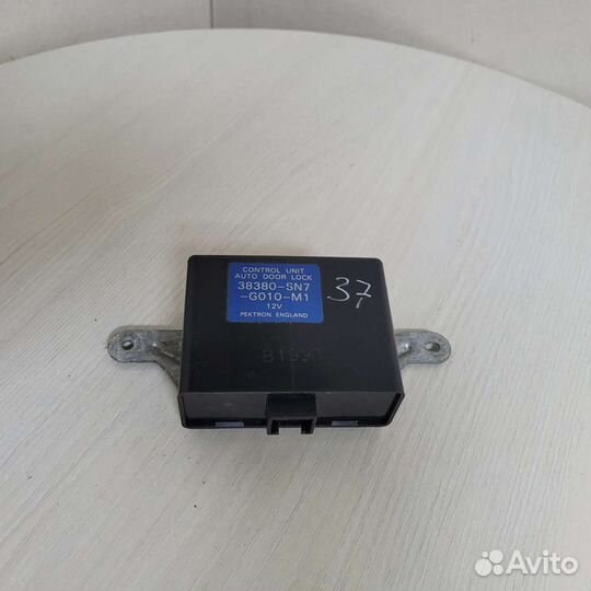 Блок управления центрального замка Honda Accord 5