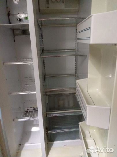 Холодильник side by side