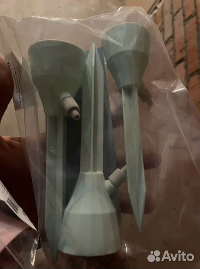 Капельный полив для растений под бутылку