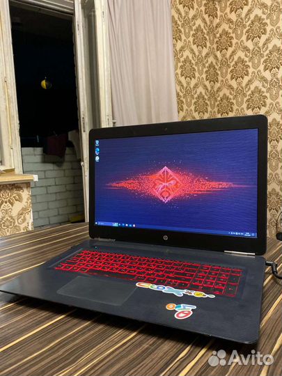 Игровой omen GTX 1050/17 дюймов IPS/12 озу/1Tb
