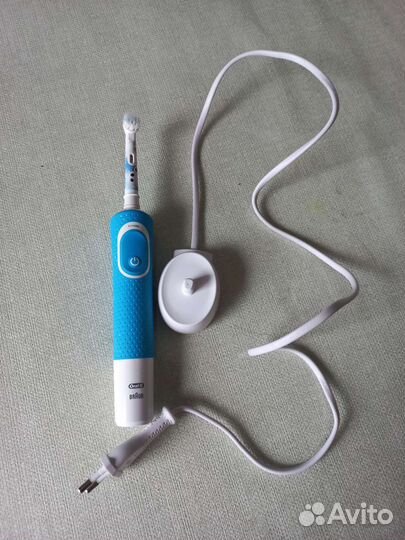Зубная щетка Braun Oral-B бу