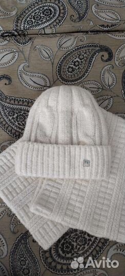 Шапка и шарф для девочки