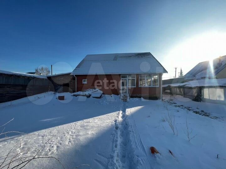 Коттедж 183,1 м² на участке 6,6 сот.