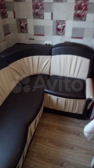 2-к. квартира, 54 м², 1/9 эт.