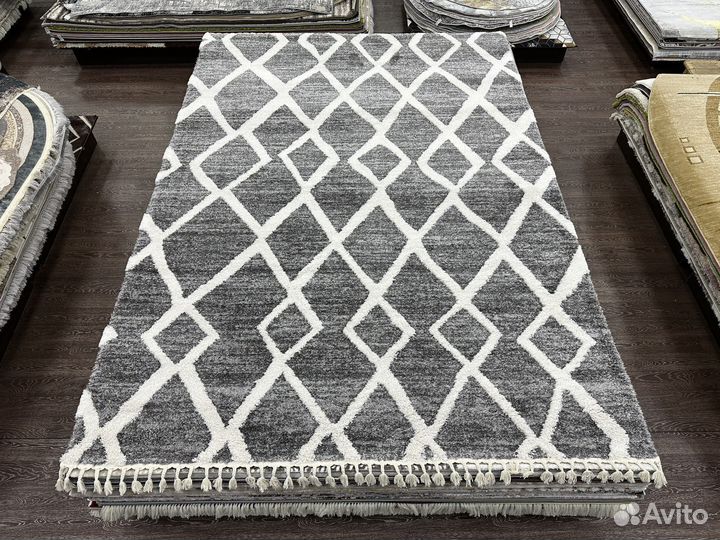 Ковер новый 2.4х3.4