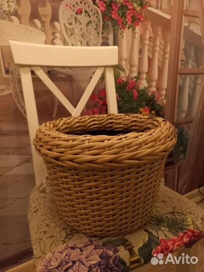 Кашпо и корзины из полиротанга