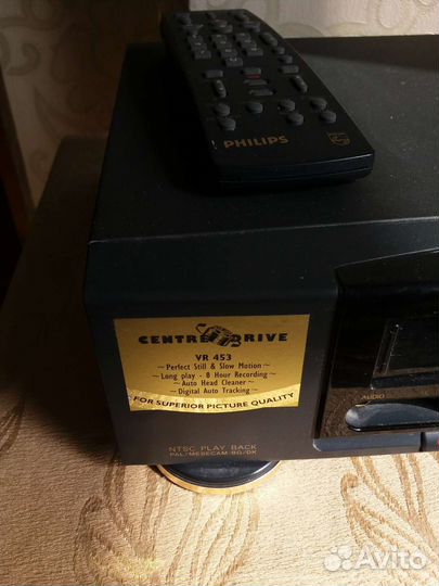 Видеомагнитофон philips