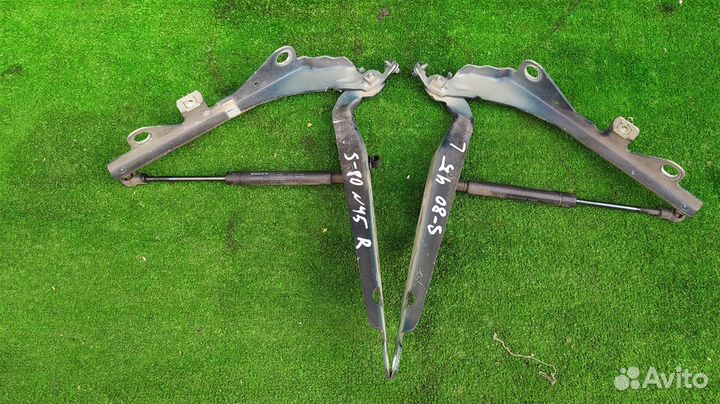 Петля капота пара Volvo S80 B5244S 2000