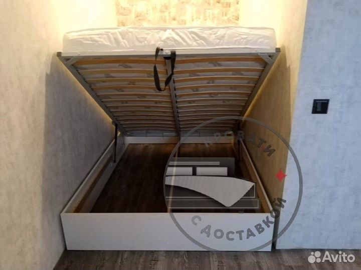 Кровать полутороспальная