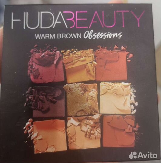 Палетка теней huda beauty