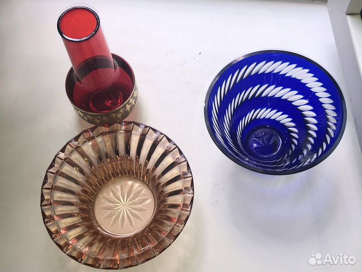 Салатник из цветного стекла
