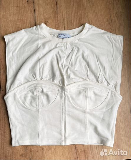 Корсетный топ bershka