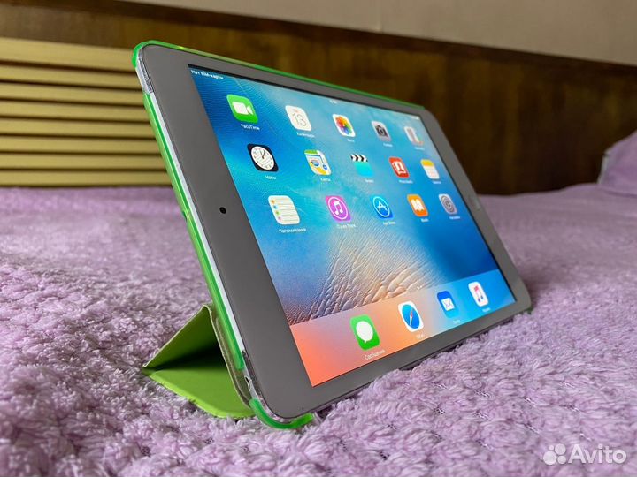 iPad mini 16гб Wi-fi + Sim + Чехол