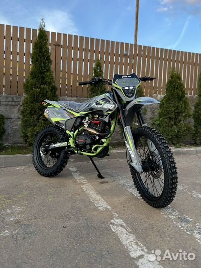 Мотоцикл эндуро Procida CB 300 F