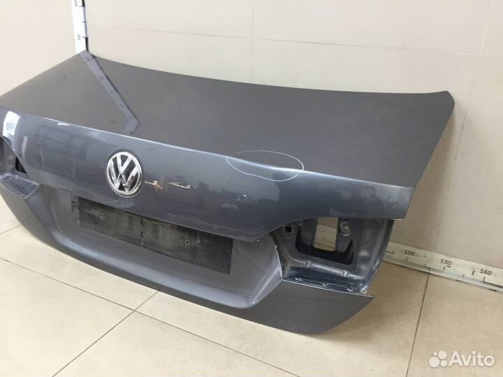 Крышка багажника Volkswagen Jetta