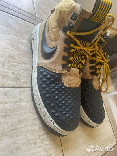Зимние кроссовки Nike