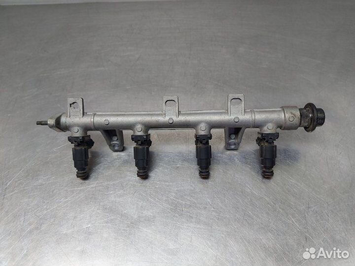 Рейка топливная (рампа) Hyundai Elantra XD G4ED