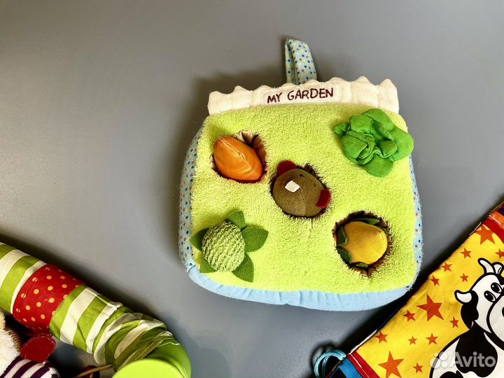 Развивающие игрушки пакетом от 0 до 1 года