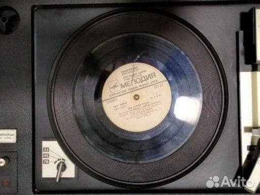 Проигрыватель винила Мелодия-104 стерео-01