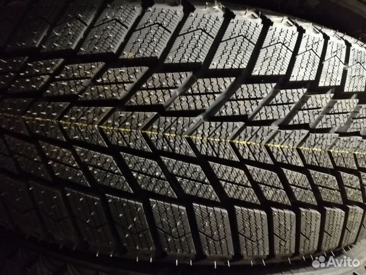 Nexen Winguard Ice Plus 195/55 R15 89T