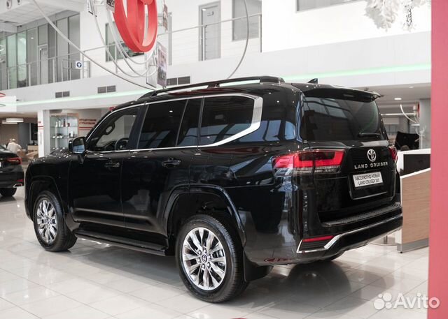 Toyota Land Cruiser 3.5 AT, 2022