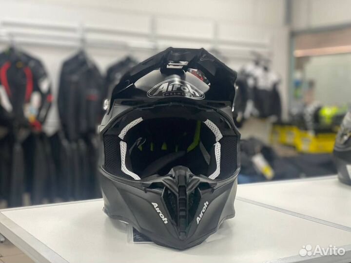 Шлем кроссовый Twist 2.0