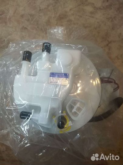 Бензонасос (станция в сборе) toyota