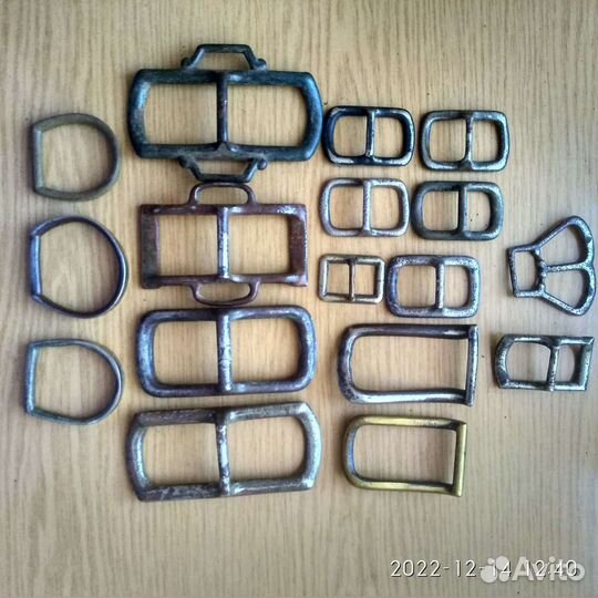 Элементы конской упряжи