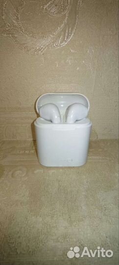 Беспроводные наушники i7s