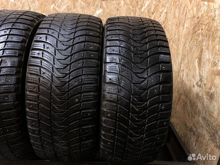 Michelin X-Ice North 3 225/50 R17 98T