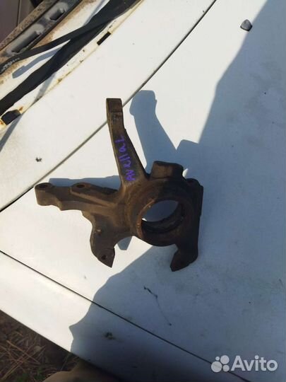 Киа Авелла Кулак поворотный