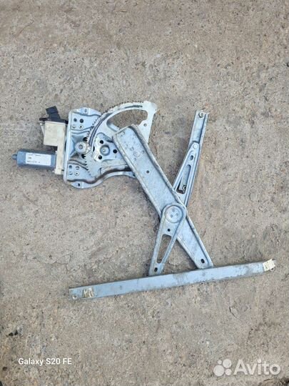 Стеклоподъемник toyota corolla 120 передний правый