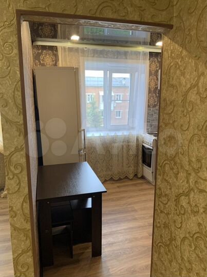 1-к. квартира, 33 м², 3/3 эт.