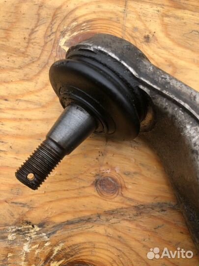 Рычаг подвески верхний задний правый Infiniti Fx35