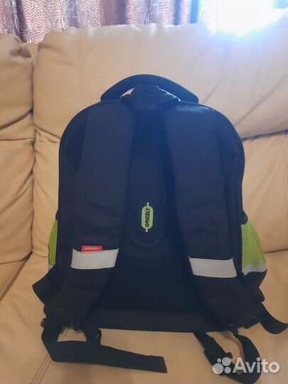 Рюкзак школьный для мальчика grizzly