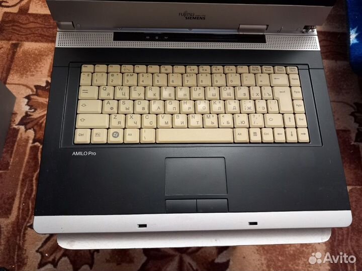 Fujitsu siemens amilo pro v3515