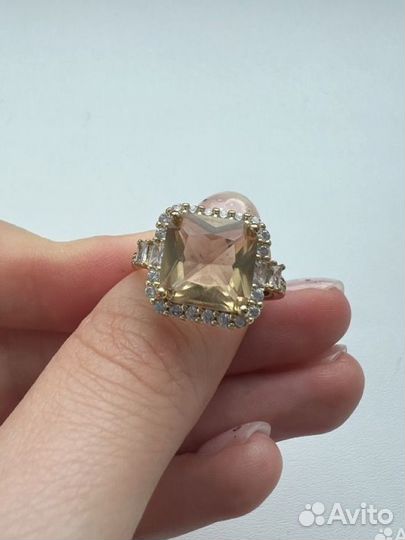 Кольцо с кристаллом бижутерия Lime