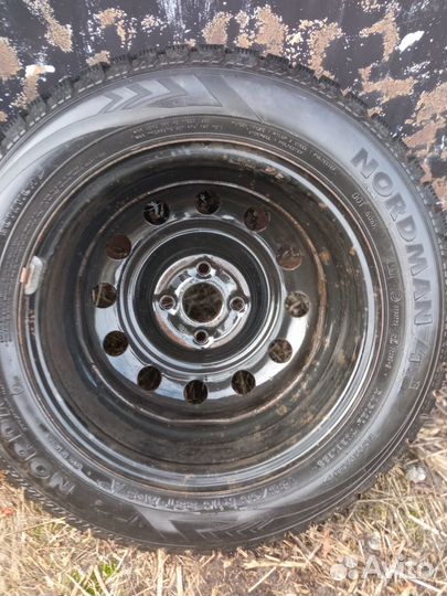 Nordman Nordman 4 215/65 R15 102T