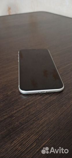 iPhone xr 128gb