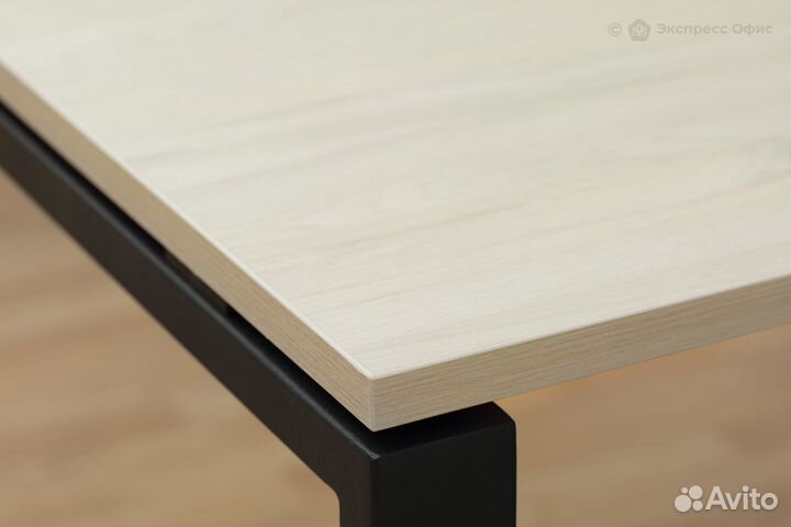 Стол для переговоров (1 столешница) Metal system s