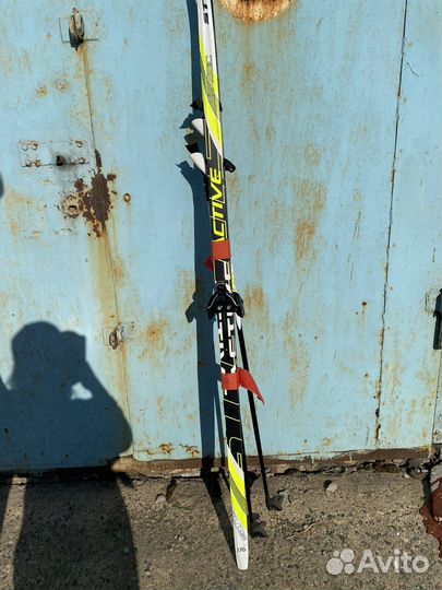 Беговые лыжи