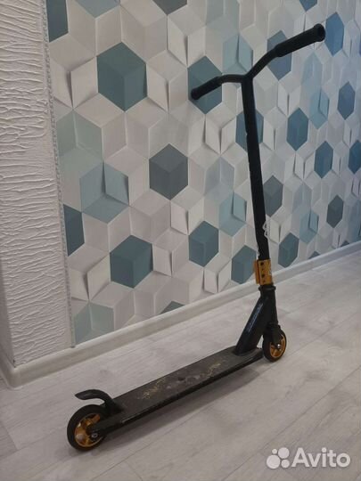 Трюковой самокат